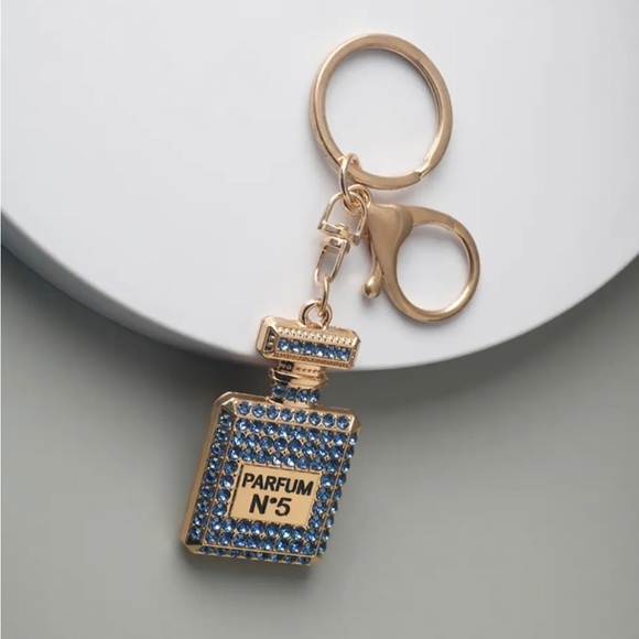 NWT Bag Charm Keychain - Picture 4 of 5